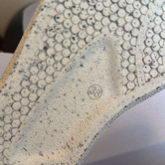 NWT ID-Eight Duri Mix White Sneaker - Picture 6 of 6